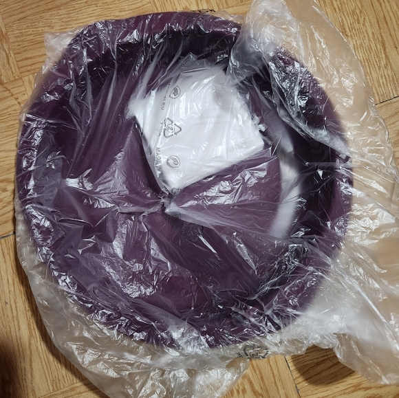 Tupperware Silicone Round Form - Picture 4 of 4